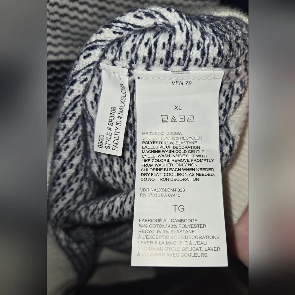 Men's Nautica Navy Blue & White Striped Sweater, very soft, nautical, Size XL - Picture 6 of 7